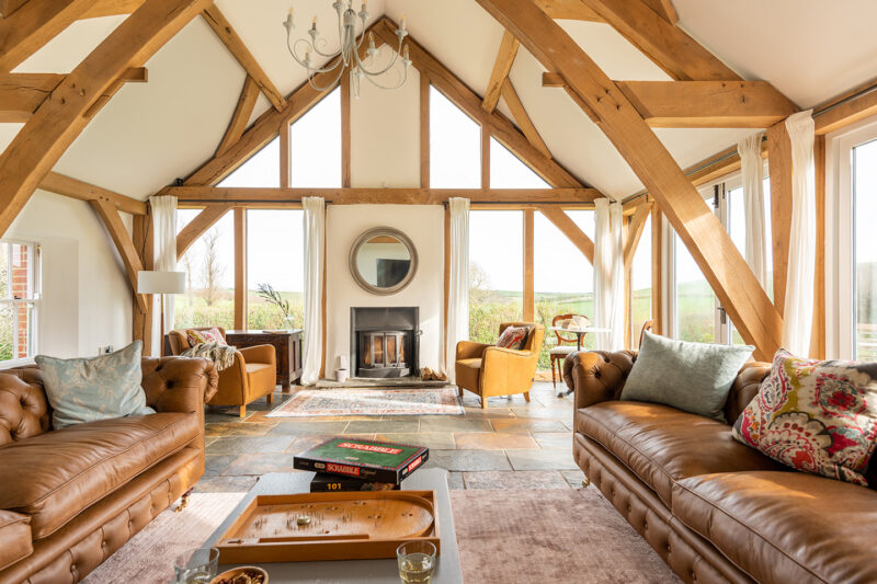 The fantastic lounge with exposed beams